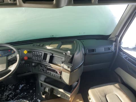 2020 Volvo VN, VIN 4V4NC9EJ3LN201583. Фото 5 з 6 з аукціону Copart. Каталог авто зі США OpenDataCar.