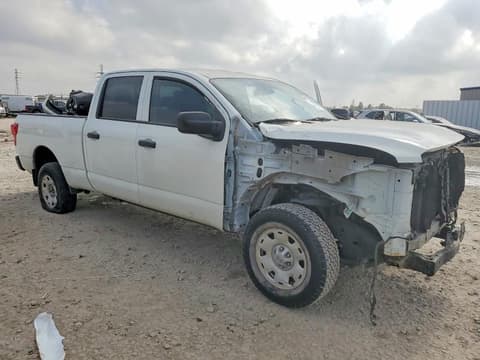 2022 Nissan Titan, VIN 1N6AA1FA9NN106736. Фото 4 з 6 з аукціону Copart. Каталог авто зі США OpenDataCar.