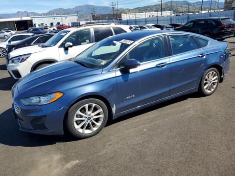 2019 Ford Fusion, VIN 3FA6P0LU6KR126277. Фото 1 з 6 з аукціону Copart. Каталог авто зі США OpenDataCar.