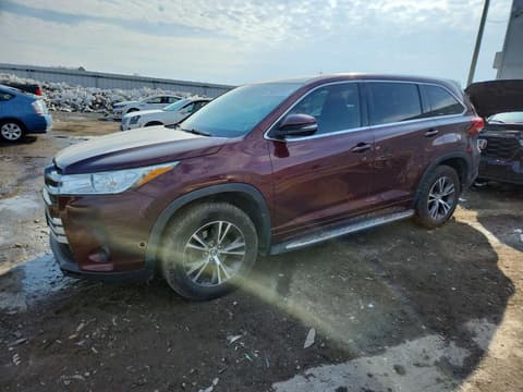 2018 Toyota Highlander, VIN 5TDZARFH0JS039014. Фото 1 з 6 з аукціону Copart. Каталог авто зі США OpenDataCar.