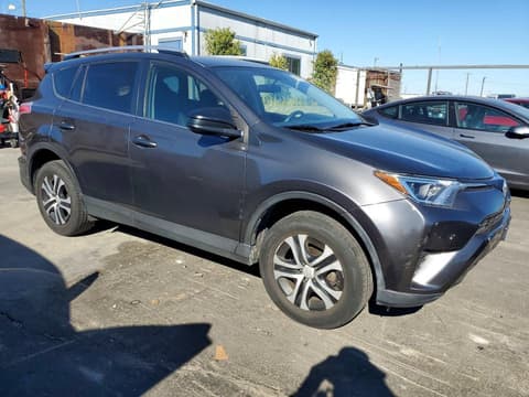 2016 Toyota RAV4, VIN JTMZFREV3GJ097276. Zdjęcie 4 z 6 z aukcji Copart. Katalog aut z USA OpenDataCar.