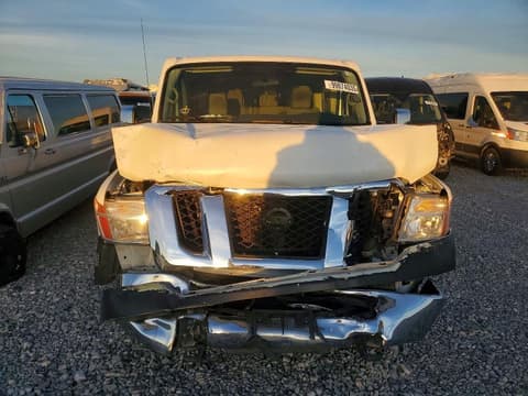 2016 Nissan NV3500, VIN 5BZAF0AAXGN855571. Фото 2 з 6 з аукціону Copart. Каталог авто зі США OpenDataCar.