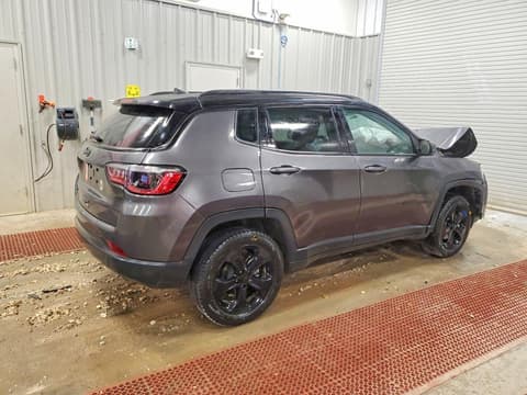 2021 Jeep Compass, VIN 3C4NJDBB7MT565802. Фото 3 з 6 з аукціону Copart. Каталог авто зі США OpenDataCar.