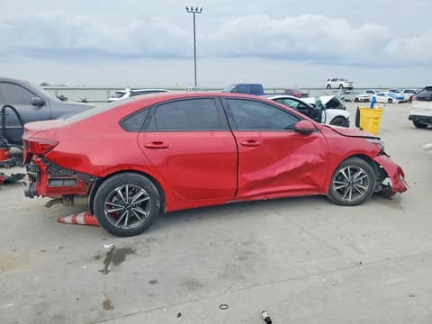 2023 Kia Forte, VIN 3KPF24AD0PE563726. Фото 3 з 6 з аукціону Copart. Каталог авто зі США OpenDataCar.