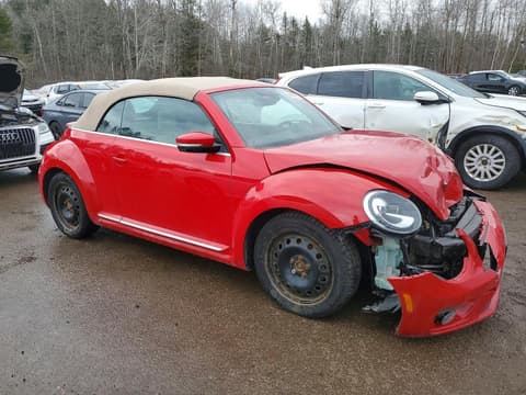 2018 Volkswagen Beetle, VIN 3VW5DAAT4JM517578. Фото 4 з 6 з аукціону Copart. Каталог авто зі США OpenDataCar.
