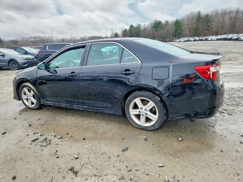 2014 Toyota Camry, VIN 4T1BF1FK4EU323999. Фото 2 из 6 с аукциона Copart. Каталог авто из США OpenDataCar.