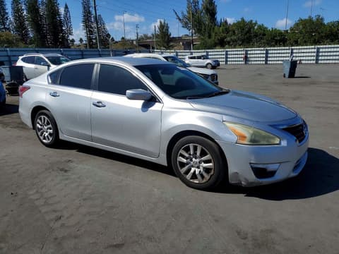 2014 Nissan Altima, VIN 1N4AL3AP3EC113204. Zdjęcie 4 z 6 z aukcji Copart. Katalog aut z USA OpenDataCar.
