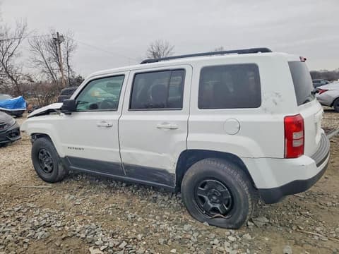 2014 Jeep Patriot, VIN 1C4NJPBA9ED545566. Фото 2 з 6 з аукціону Copart. Каталог авто зі США OpenDataCar.