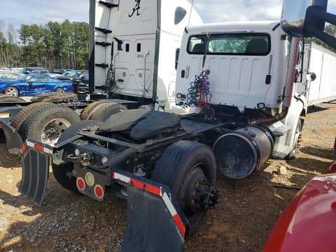 2015 Freightliner M2, VIN 1FUBC5CYXFHGK0763. Фото 4 з 6 з аукціону Copart. Каталог авто зі США OpenDataCar.