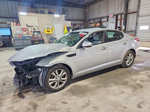 2012 Kia Optima, VIN 5XXGM4A72CG018556. Фото 1 з 6 з аукціону Copart. Каталог авто зі США OpenDataCar.