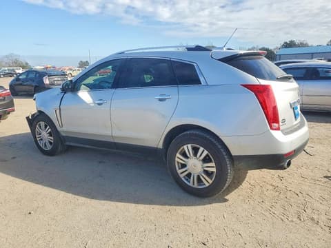 2015 Cadillac SRX, VIN 3GYFNBE37FS586704. Фото 2 з 6 з аукціону Copart. Каталог авто зі США OpenDataCar.