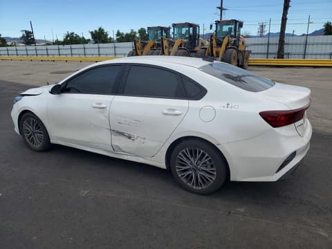 2024 Kia Forte, VIN 3KPF24AD7RE771492. Фото 2 з 6 з аукціону Copart. Каталог авто зі США OpenDataCar.