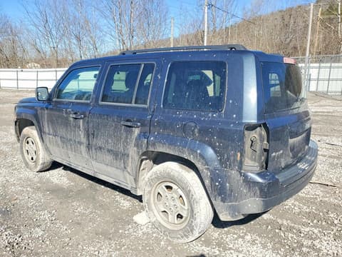 2015 Jeep Patriot, VIN 1C4NJRBB0FD283958. Фото 2 з 6 з аукціону Copart. Каталог авто зі США OpenDataCar.