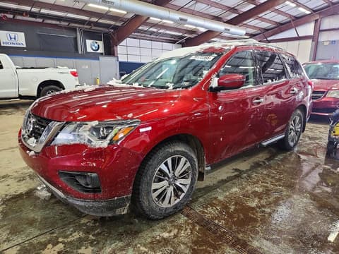 2018 Nissan Pathfinder, VIN 5N1DR2MM2JC665557. Фото 1 з 6 з аукціону Copart. Каталог авто зі США OpenDataCar.