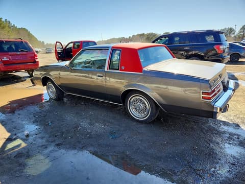 1986 Buick Regal, VIN 1G4GJ47AXGP215688. Фото 2 з 6 з аукціону Copart. Каталог авто зі США OpenDataCar.