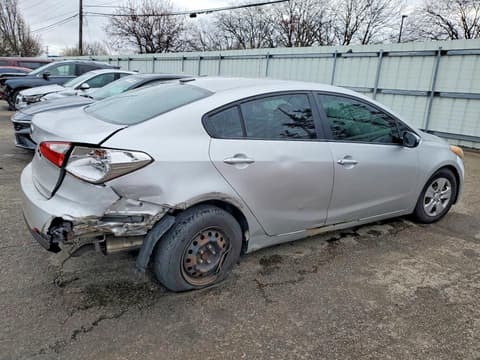2015 Kia Forte, VIN KNAFK4A62F5297084. Фото 3 з 6 з аукціону Copart. Каталог авто зі США OpenDataCar.