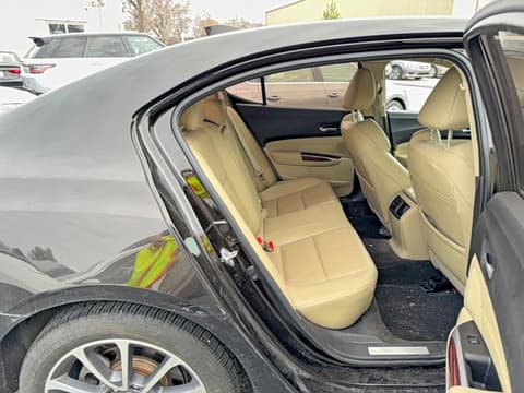 2017 Acura TLX, VIN 19UUB2F5XHA004560. Фото 6 з 6 з аукціону Copart. Каталог авто зі США OpenDataCar.