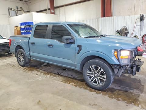 2023 Ford F-150 Lightning, VIN 1FTEW1CP8PKD17137. Фото 4 з 6 з аукціону Copart. Каталог авто зі США OpenDataCar.