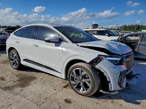 2024 Audi Q4 e-tron Sportback, VIN WA132BFZ4RP005435. Фото 4 из 6 с аукциона Copart. Каталог авто из США OpenDataCar.