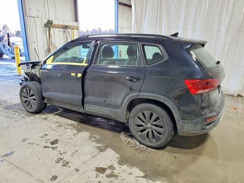 2022 Volkswagen Taos, VIN 3VVMX7B29NM076830. Фото 2 з 6 з аукціону Copart. Каталог авто зі США OpenDataCar.
