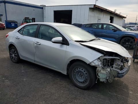 2015 Toyota Corolla, VIN 5YFBURHE6FP240475. Фото 4 з 6 з аукціону Copart. Каталог авто зі США OpenDataCar.