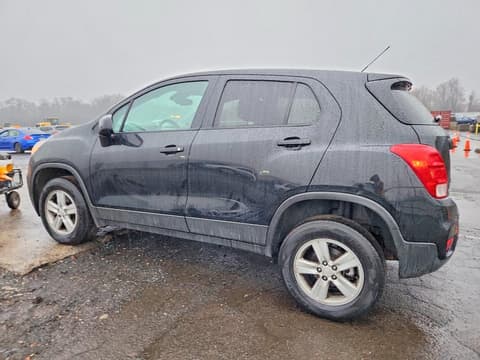 2018 Chevrolet Trax, VIN 3GNCJNSB7JL307988. Фото 2 з 6 з аукціону Copart. Каталог авто зі США OpenDataCar.