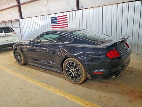 2015 Ford Mustang, VIN 1FA6P8TH1F5395572. Фото 2 з 6 з аукціону Copart. Каталог авто зі США OpenDataCar.