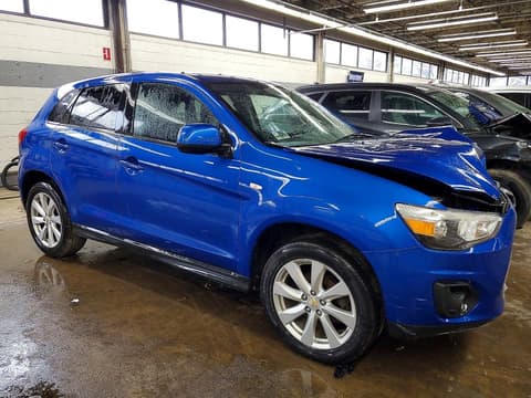 2015 Mitsubishi Outlander Sport, VIN 4A4AP3AU2FE031127. Фото 4 з 6 з аукціону Copart. Каталог авто зі США OpenDataCar.