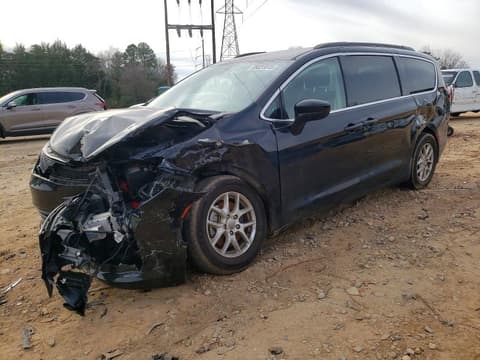 2020 Chrysler Voyager, VIN 2C4RC1DG8LR163663. Фото 1 з 6 з аукціону Copart. Каталог авто зі США OpenDataCar.