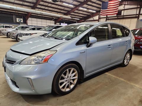 2013 Toyota Prius V, VIN JTDZN3EU8D3246790. Фото 1 з 6 з аукціону Copart. Каталог авто зі США OpenDataCar.