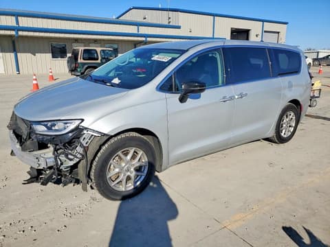2024 Chrysler Pacifica, VIN 2C4RC1BG3RR120330. Фото 1 з 6 з аукціону Copart. Каталог авто зі США OpenDataCar.