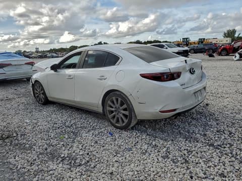 2023 Mazda 3, VIN 3MZBPABM1PM355712. Фото 2 з 6 з аукціону Copart. Каталог авто зі США OpenDataCar.