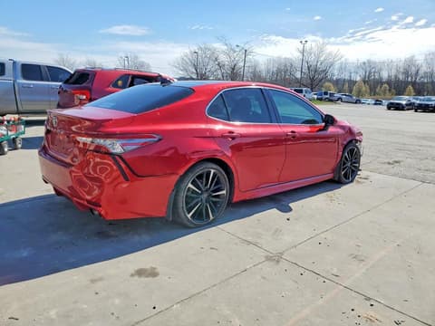 2019 Toyota Camry, VIN 4T1B61HK5KU239098. Фото 3 з 6 з аукціону Copart. Каталог авто зі США OpenDataCar.