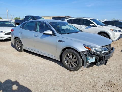 2020 Kia Optima, VIN 5XXGT4L3XLG393639. Фото 4 з 6 з аукціону Copart. Каталог авто зі США OpenDataCar.