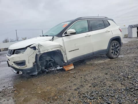 2017 Jeep Compass, VIN 3C4NJDCB1HT607188. Фото 1 из 6 с аукциона Copart. Каталог авто из США OpenDataCar.