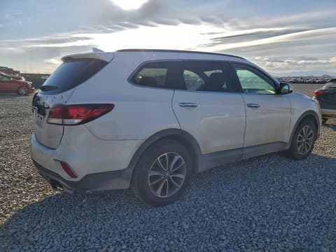 2017 Hyundai Santa Fe, VIN KM8SM4HFXHU180102. Фото 3 з 6 з аукціону Copart. Каталог авто зі США OpenDataCar.