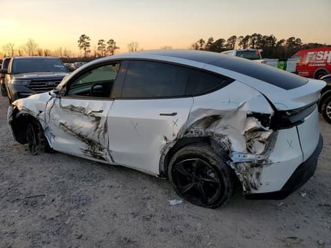 2026 Tesla Model Y, VIN 7SAYGDED1TA418056. Фото 2 з 6 з аукціону Copart. Каталог авто зі США OpenDataCar.