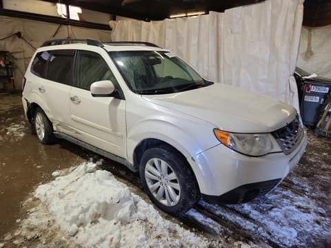 2011 Subaru Forester, VIN JF2SHADC0BH746997. Фото 4 з 6 з аукціону Copart. Каталог авто зі США OpenDataCar.