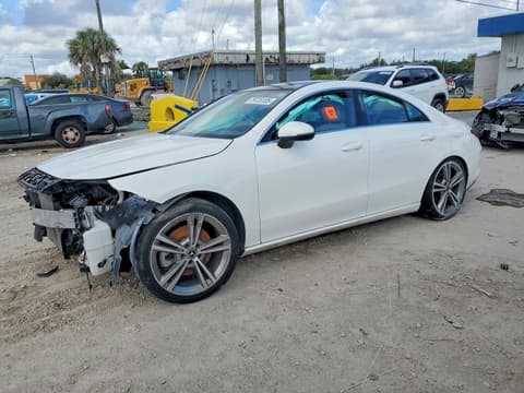 2021 Mercedes-benz CLA-Class, VIN W1K5J4GB1MN217573. Фото 1 з 6 з аукціону Copart. Каталог авто зі США OpenDataCar.
