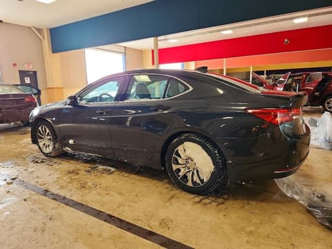 2015 Acura TLX, VIN 19UUB1F56FA026935. Фото 2 з 6 з аукціону Copart. Каталог авто зі США OpenDataCar.