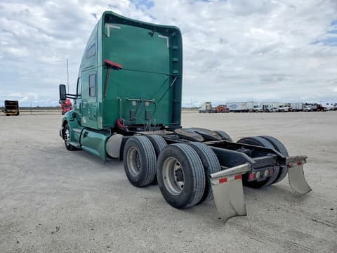 2019 Kenworth T680, VIN 1XKYDP9X9KJ226149. Фото 3 з 6 з аукціону Copart. Каталог авто зі США OpenDataCar.