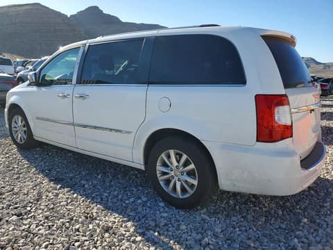2015 Chrysler Town & Country, VIN 2C4RC1GG6FR743252. Фото 2 з 6 з аукціону Copart. Каталог авто зі США OpenDataCar.