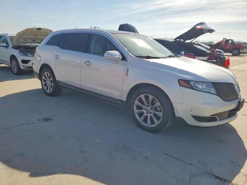 2014 Lincoln MKT, VIN 2LMHJ5AT6EBL59011. Фото 4 из 6 с аукциона Copart. Каталог авто из США OpenDataCar.
