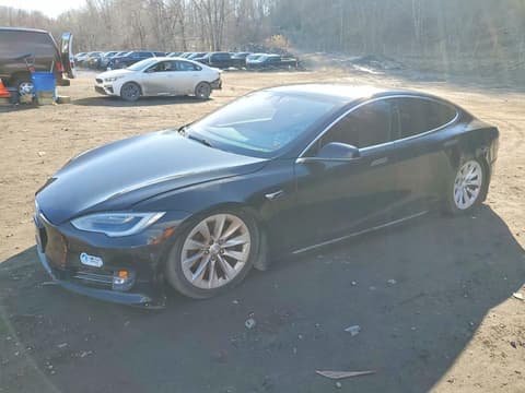2018 Tesla Model S, VIN 5YJSA1E26JF266678. Фото 1 из 6 с аукциона Copart. Каталог авто из США OpenDataCar.