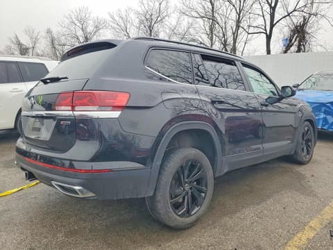 2022 Volkswagen Atlas, VIN 1V2KR2CA1NC554389. Фото 3 из 6 с аукциона Copart. Каталог авто из США OpenDataCar.