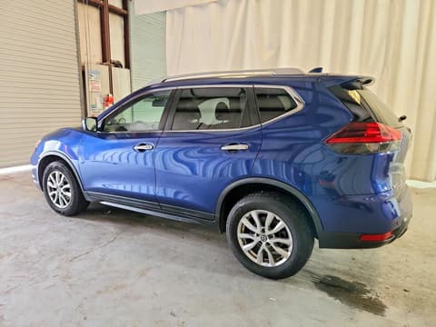 2020 Nissan Rogue, VIN JN8AT2MV1LW142098. Фото 2 з 6 з аукціону Copart. Каталог авто зі США OpenDataCar.