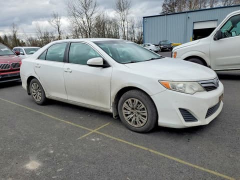 2013 Toyota Camry, VIN 4T4BF1FKXDR307567. Фото 4 з 6 з аукціону Copart. Каталог авто зі США OpenDataCar.