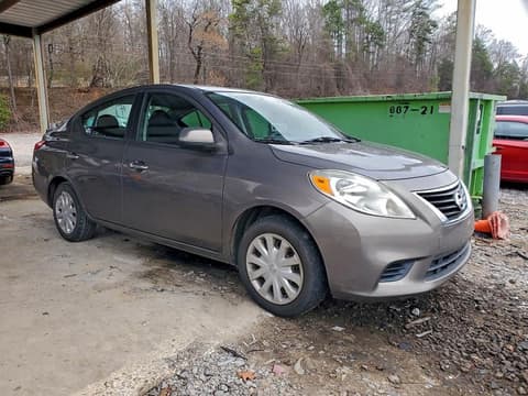 2013 Nissan Versa, VIN 3N1CN7AP7DL888504. Фото 4 з 6 з аукціону Copart. Каталог авто зі США OpenDataCar.