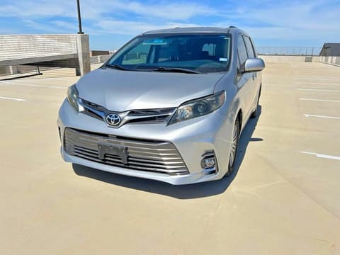2017 Toyota Sienna, VIN 5TDYZ3DC6HS897302. Фото 2 з 6 з аукціону Copart. Каталог авто зі США OpenDataCar.