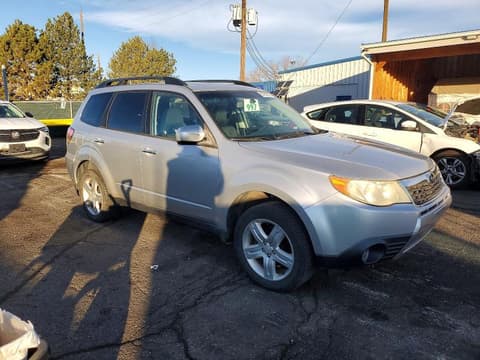 2010 Subaru Forester, VIN JF2SH6CC9AH730195. Фото 4 з 6 з аукціону Copart. Каталог авто зі США OpenDataCar.